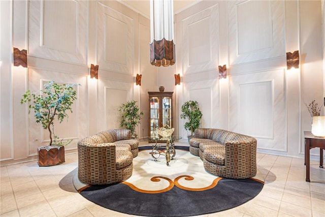 5600 Munhall Rd Unit 201, Squirrel Hill, PA 15217 - building lobby with a decorative wall and a high ceiling