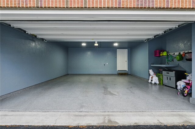 1148 Camarta Dr, Baldwin Boro, PA 15227 - view of garage