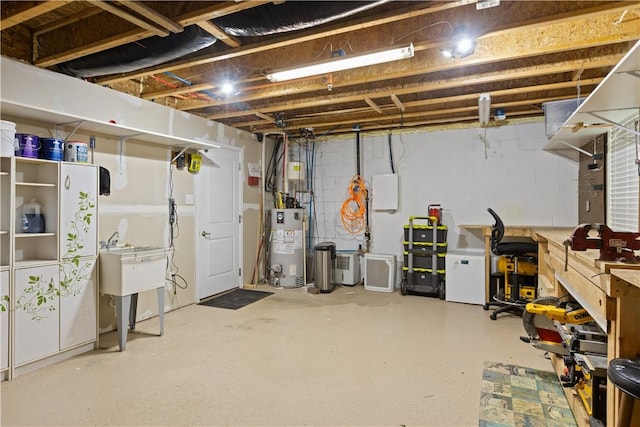 302 Pointe View Dr, Adams Twp, PA 16046 - unfinished below grade area featuring gas water heater
