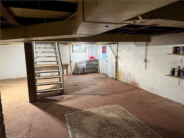 2225 Pleasantview Dr, Manor Twp, PA 16226 - below grade area with a sink