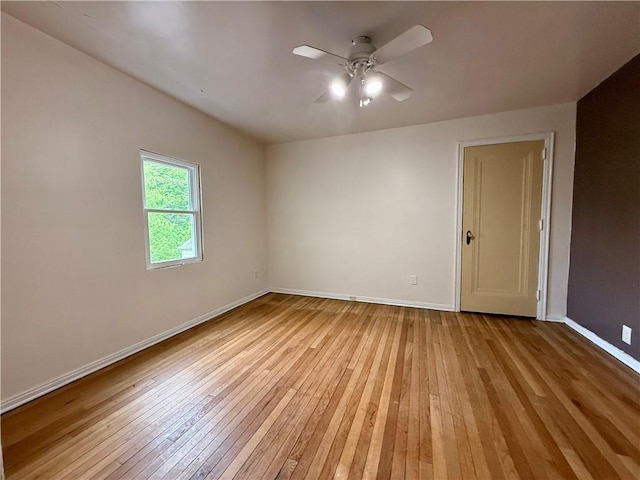 2225 Pleasantview Dr, Manor Twp, PA 16226 - spare room featuring light wood-style flooring, a ceiling fan, and baseboards