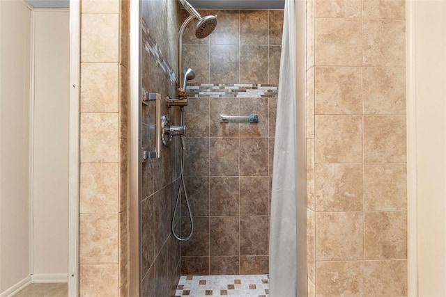 645 Dewalt Dr, Baldwin Twp, PA 15234 - bathroom with tiled shower