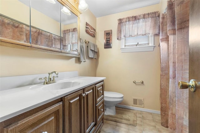 645 Dewalt Dr, Baldwin Twp, PA 15234 - full bath featuring toilet, vanity, tile patterned floors, baseboards, and a shower with shower curtain