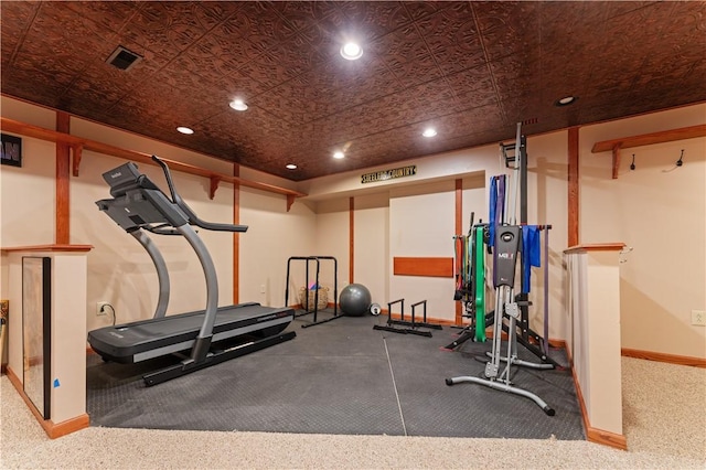 122 Hunter Dr, Cranberry Twp, PA 16066 - exercise area featuring recessed lighting and baseboards