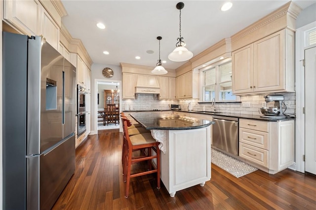 805 Saddleback Ct, Hempfield Twp Wml, PA 15601 - kitchen featuring stainless steel appliances, backsplash, dark wood-type flooring, and recessed lighting