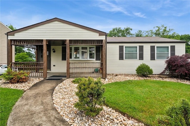 2154 Lancelot Dr, North Huntingdon, PA 15642 - view of front of house featuring a porch and a front yard