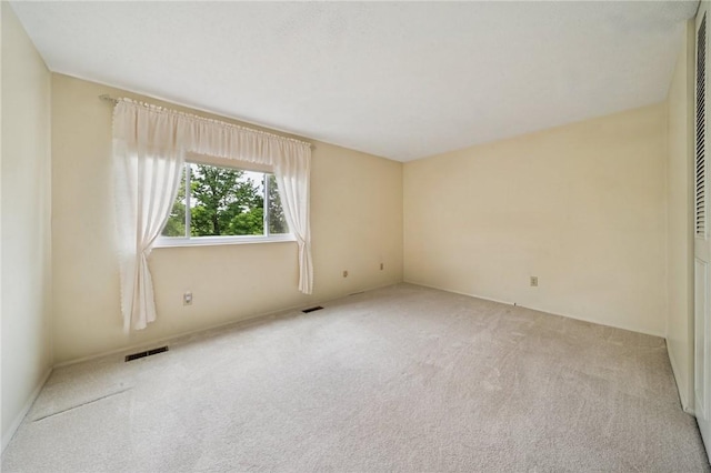 2154 Lancelot Dr, North Huntingdon, PA 15642 - spare room with carpet floors