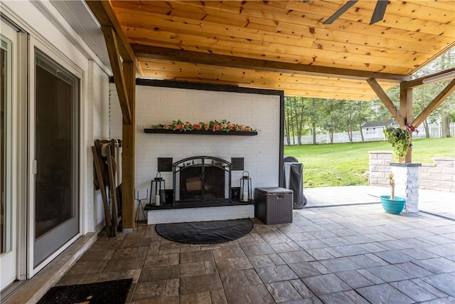 22 Green Crescent Dr, South Strabane, PA 15301 - view of patio / terrace