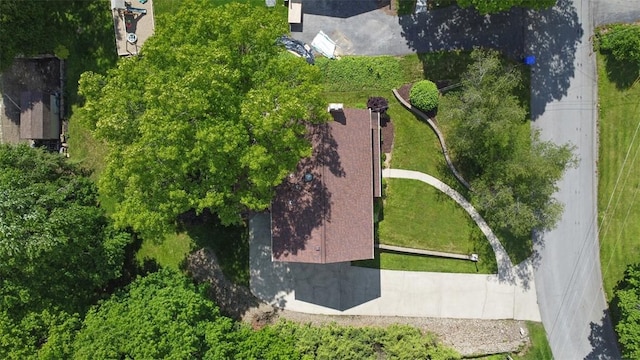 240 La Ray Dr, Center Twp But, PA 16001 - drone / aerial view