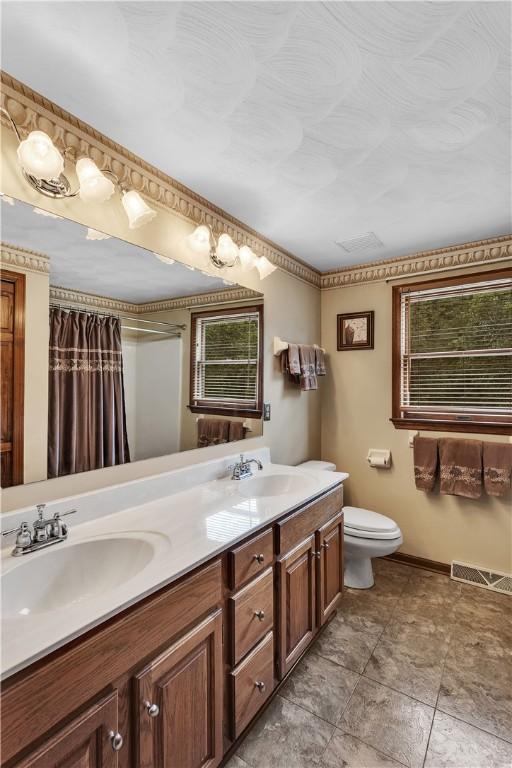 301 Dogwood Dr, Murrysville, PA 15626 - photo 27