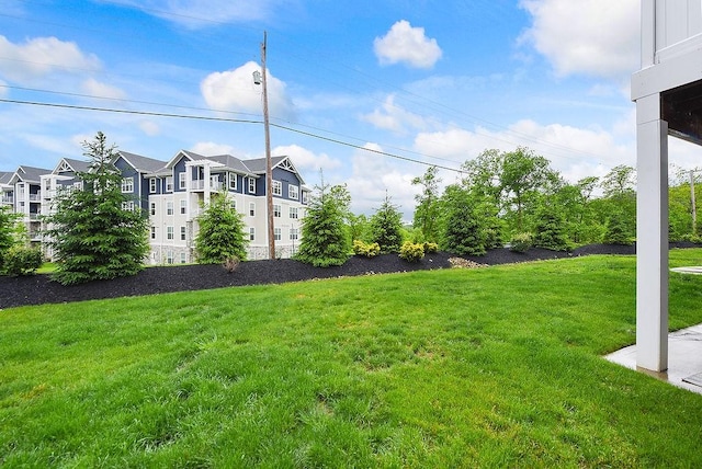 304 Spruce Ln, North Strabane, PA 15317 - view of grassy yard