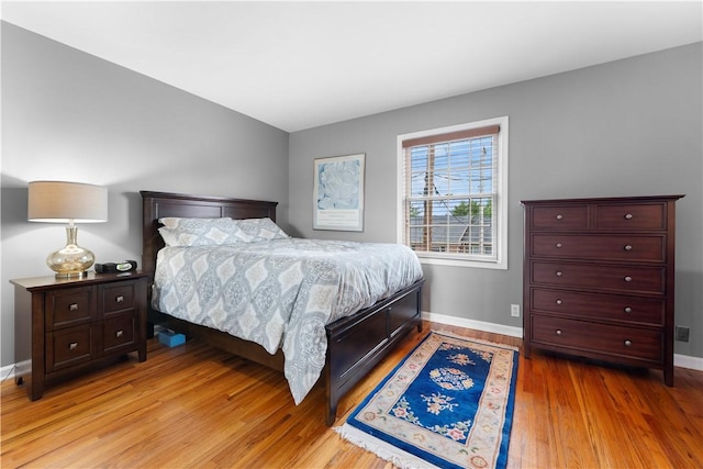 140 Jamestown Ct, Scott Twp Sal, PA 15216 - bedroom with light wood finished floors and baseboards