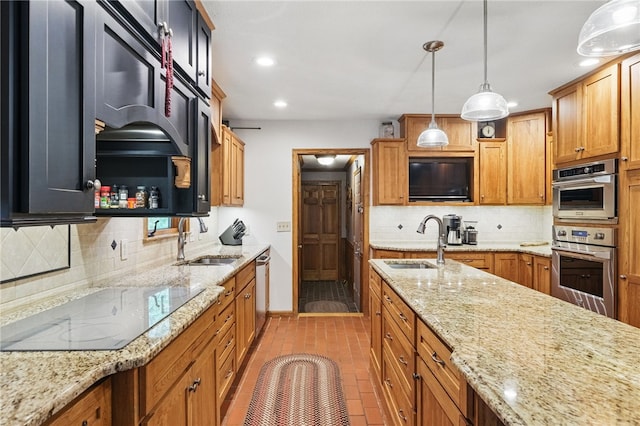 150 Greenfield Rd, Neshannock Twp, PA 16105 - kitchen featuring a sink, stainless steel appliances, backsplash, and recessed lighting