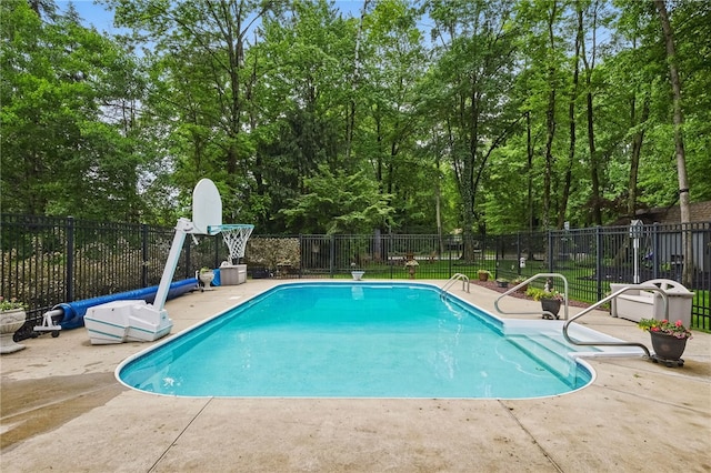 150 Greenfield Rd, Neshannock Twp, PA 16105 - view of swimming pool with a patio area