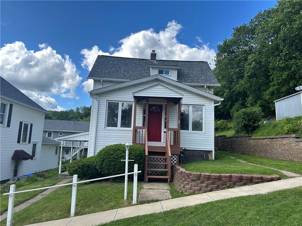 319 Wahl Ave, Evans City Boro, PA 16033 - photo 1