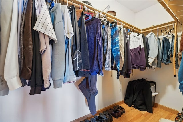 3405 Grandview Rd, Perry Twp Law, PA 16117 - walk in closet featuring wood finished floors