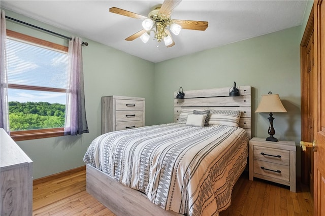 3405 Grandview Rd, Perry Twp Law, PA 16117 - bedroom featuring hardwood / wood-style flooring, ceiling fan, and baseboards