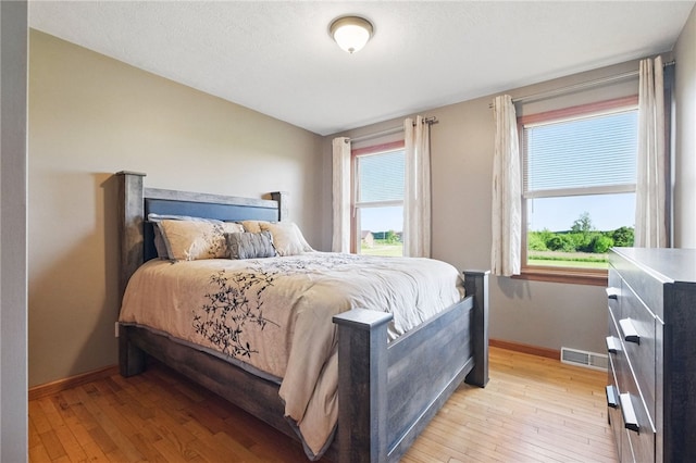 3405 Grandview Rd, Perry Twp Law, PA 16117 - bedroom featuring light wood finished floors and baseboards