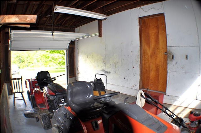 395 Dermond Rd, Hermitage, PA 16148 - view of garage