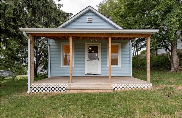 2237 Oneida Valley Rd, Washington Twp But, PA 16050 - bungalow featuring a porch and a front lawn