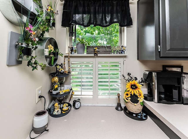 1099 Riverside Dr Unit H, Bridgewater, PA 15009 - interior space with light countertops
