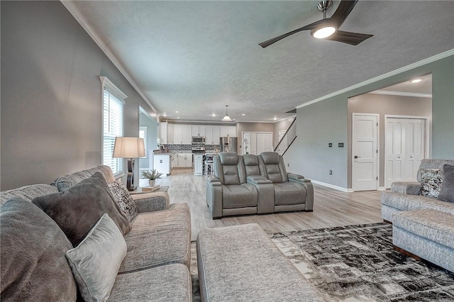 8 Pony Ct, Findlay Twp, PA 15126 - living room featuring crown molding, ceiling fan, light wood-style floors, baseboards, and recessed lighting