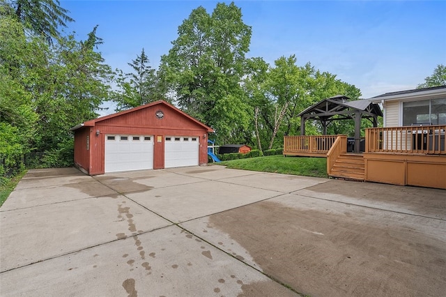 1426 Raven Dr, Pittsburgh, PA 15243 - view of detached garage