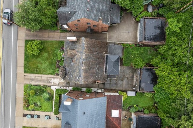 446 S Dallas Ave, Point Breeze, PA 15208 - drone / aerial view