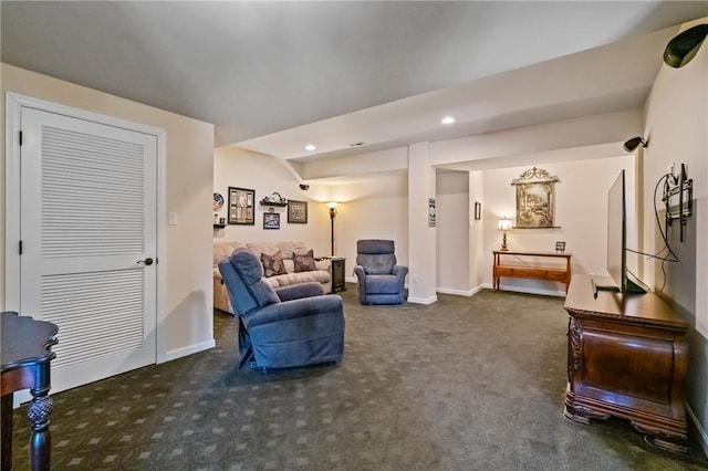 361 Patriot Ln, Economy, PA 15042 - living room with carpet, recessed lighting, and baseboards