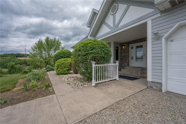 302 Shutt Rd, Hempfield Twp Wml, PA 15601 - covered porch with a garage