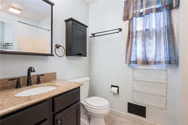 547 Mercer Rd, Twp Of But Ne, PA 16001 - full bath featuring toilet, vanity, and tile patterned floors