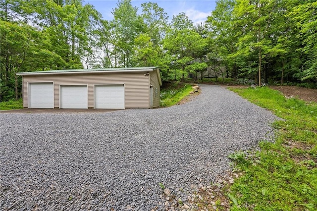547 Mercer Rd, Twp Of But Ne, PA 16001 - view of detached garage