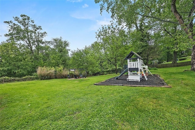 330 Earlwood Rd, Penn Hills, PA 15235 - view of yard featuring a playground