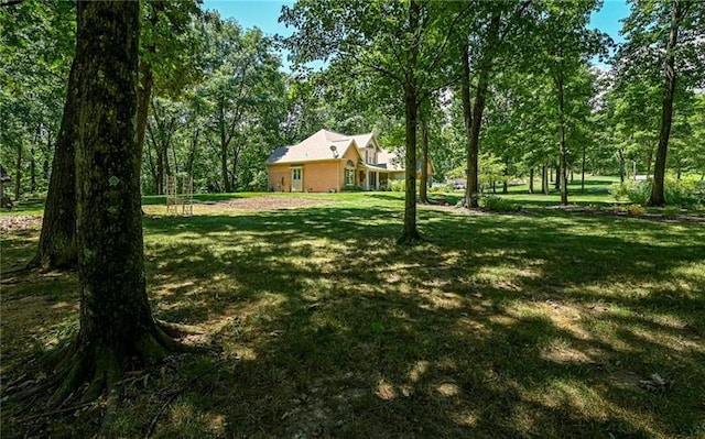 103 Mcdonnell Ln, Middlesex Twp, PA 16002 - view of grassy yard