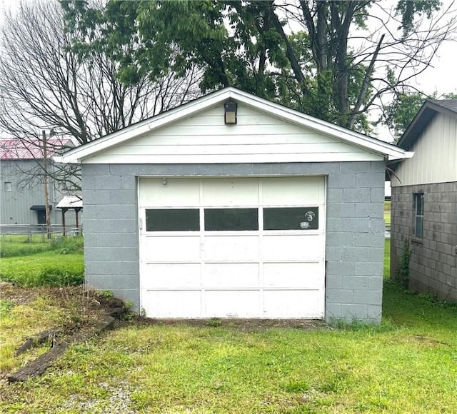 7 Fairview Pl, Union Twp Wsh, PA 15038 - view of detached garage