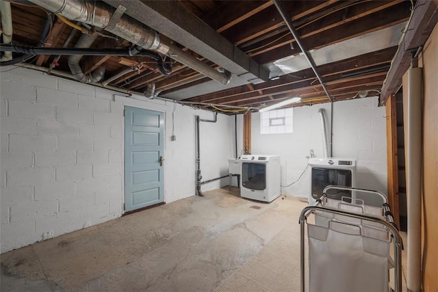 61 Ehle Ave, Kennedy Twp, PA 15108 - basement with independent washer and dryer and a sink