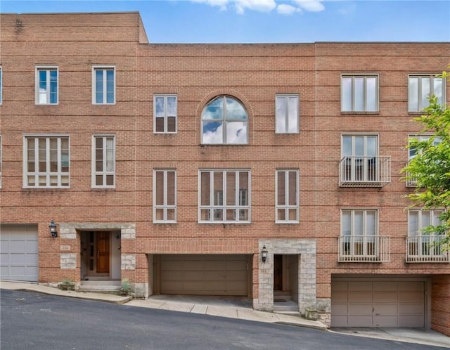 202 N Woodland Rd, Shadyside, PA 15232 - view of building exterior featuring a garage