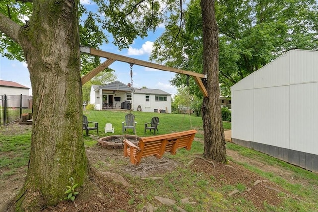 6003 Kingston Dr, Hopewell Twp Bea, PA 15001 - view of yard featuring a fire pit