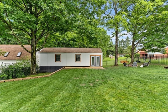 6003 Kingston Dr, Hopewell Twp Bea, PA 15001 - rear view of house with an outbuilding and french doors