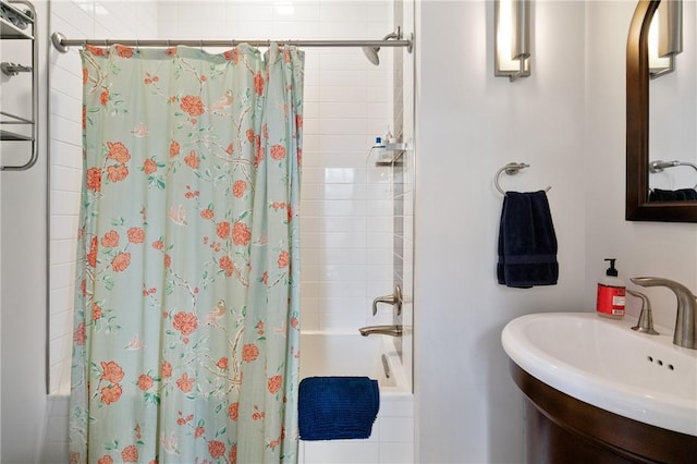 151 Fort Pitt Blvd Unit 1703, Downtown Pgh, PA 15222 - bathroom with a sink and shower / tub combo