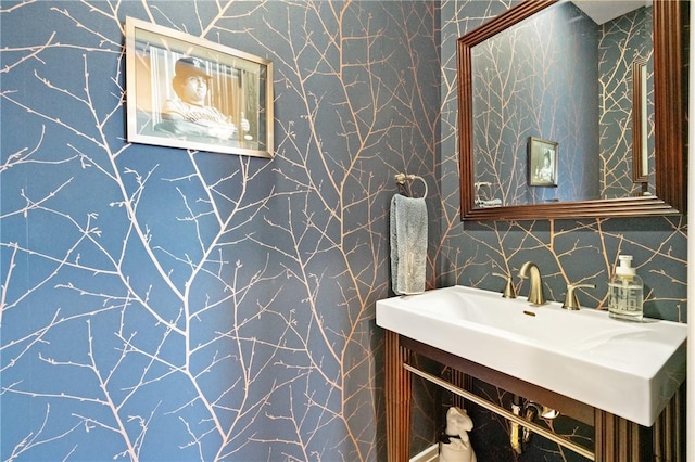 151 Fort Pitt Blvd Unit 1703, Downtown Pgh, PA 15222 - bathroom with wallpapered walls and vanity
