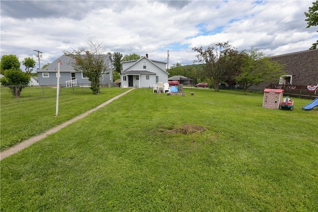 1019 Boulder St, California, PA 15419 - view of yard