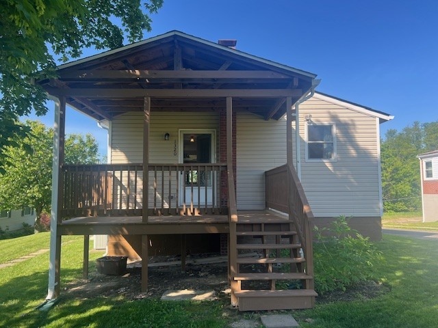 1320 High, Jefferson Hills, PA 15025 - back of property with a lawn and a deck