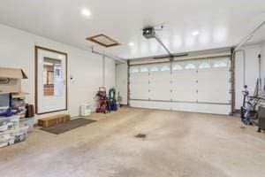 929 Al Smith Dr, Kennedy Twp, PA 15136 - garage with recessed lighting