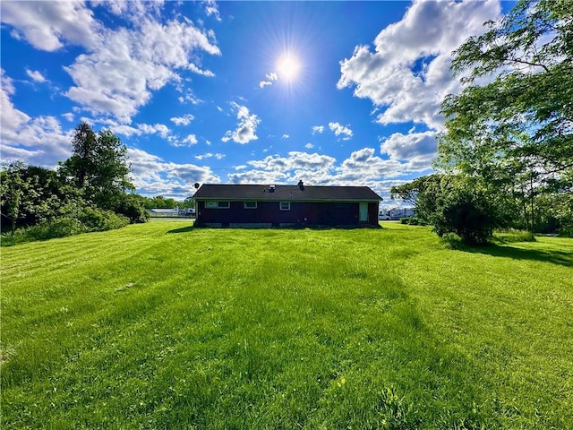 3406 New Castle, West Middlesex Boro, PA 16159 - back of property featuring a yard