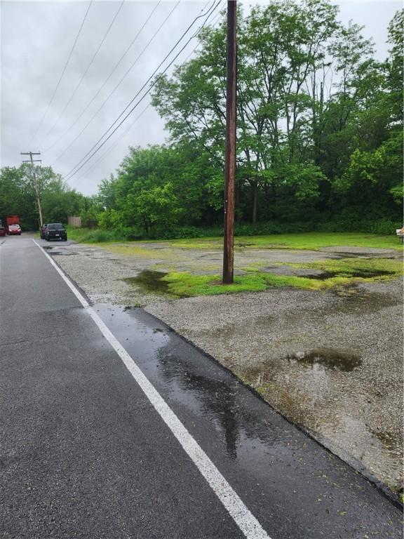 1160 Murray Ave, Unity Twp, PA 15650 - view of asphalt road