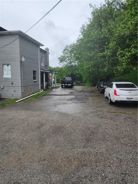 1160 Murray Ave, Unity Twp, PA 15650 - view of car parking featuring asphalt driveway