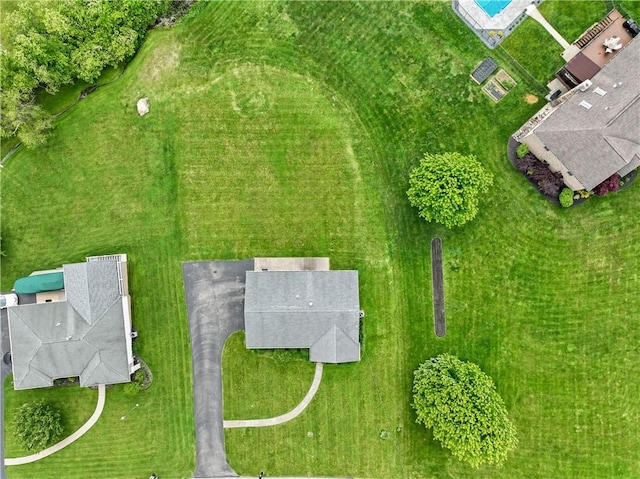 763 Chapel Rd, Center Twp Bea, PA 15001 - drone / aerial view