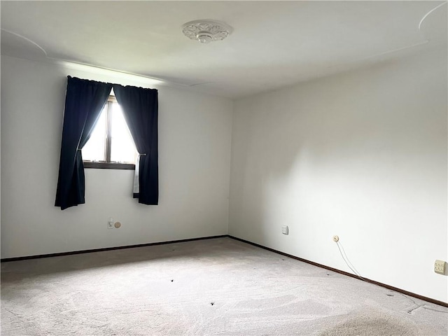 4130 James Dr, Lower Burrell, PA 15068 - carpeted spare room featuring baseboards