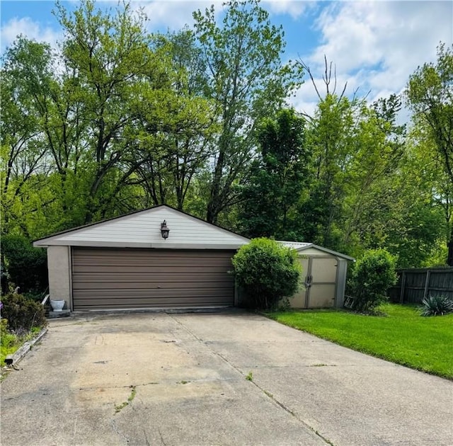 389 Beech Rd, Plum Boro, PA 15239 - detached garage with a storage shed